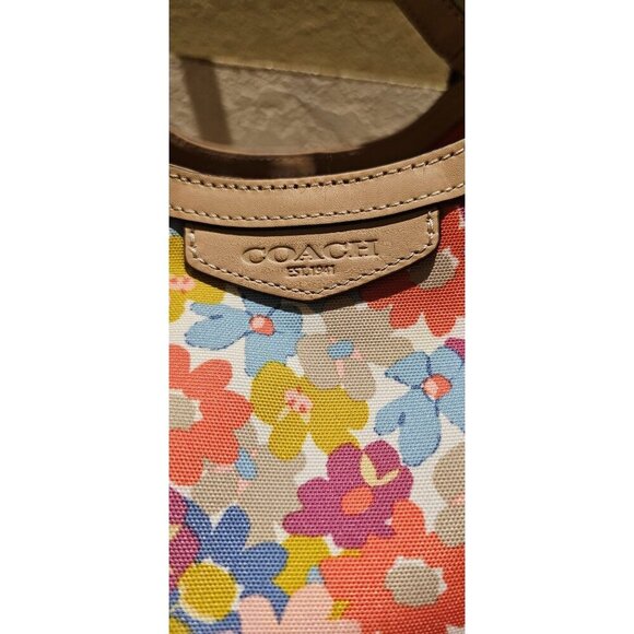 Coach Peyton Floral Print Canvas Tote Bag With Leather Trim - Picture 3 of 11
